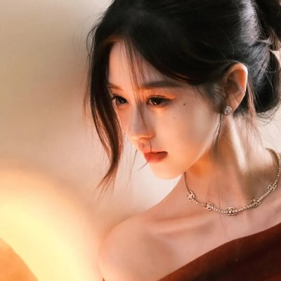 他是谁